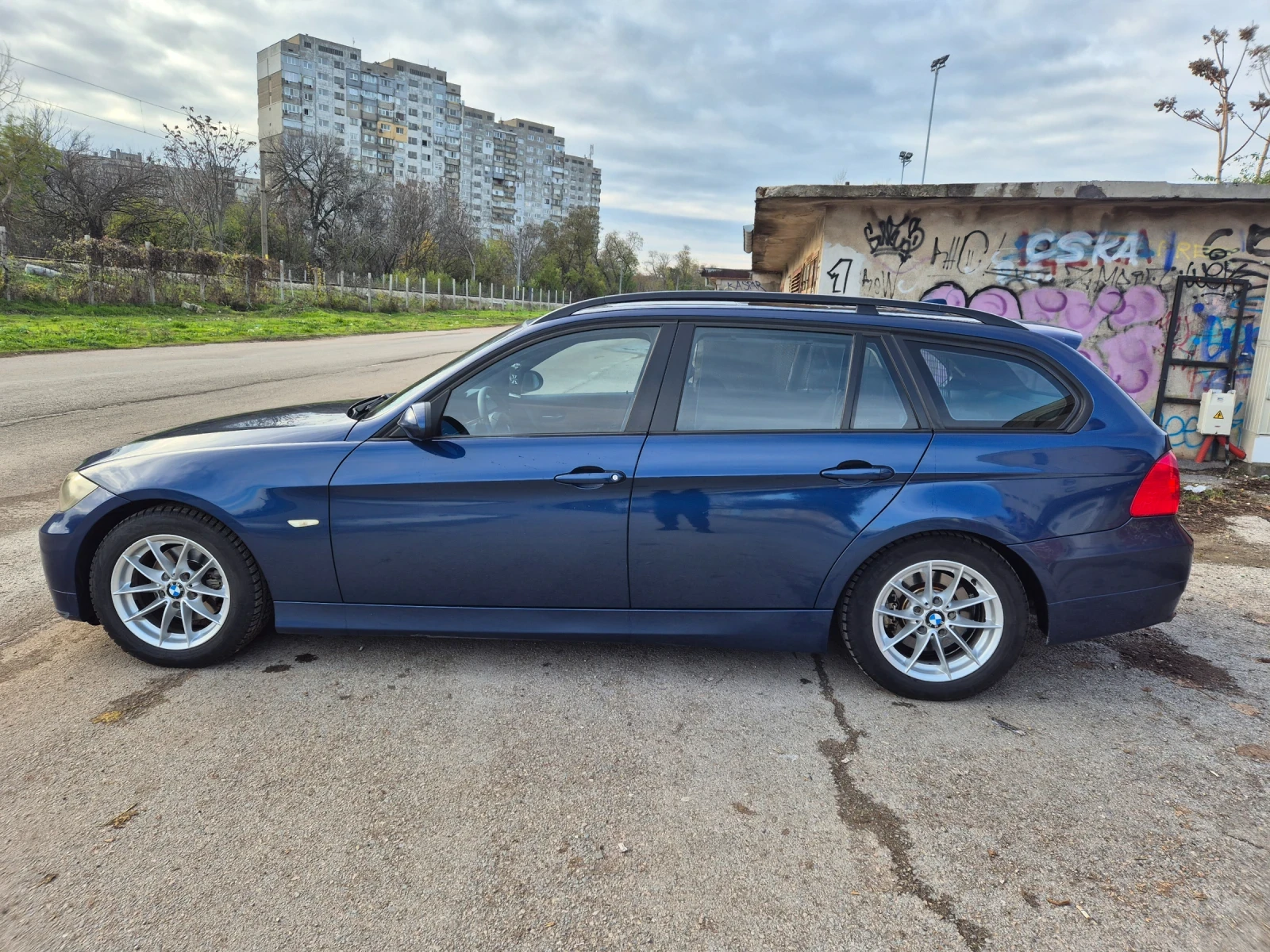 BMW 320  - изображение 5