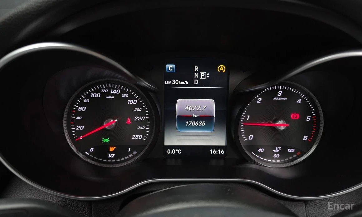 Mercedes-Benz C 220, снимка 8 - Автомобили и джипове - 53735162