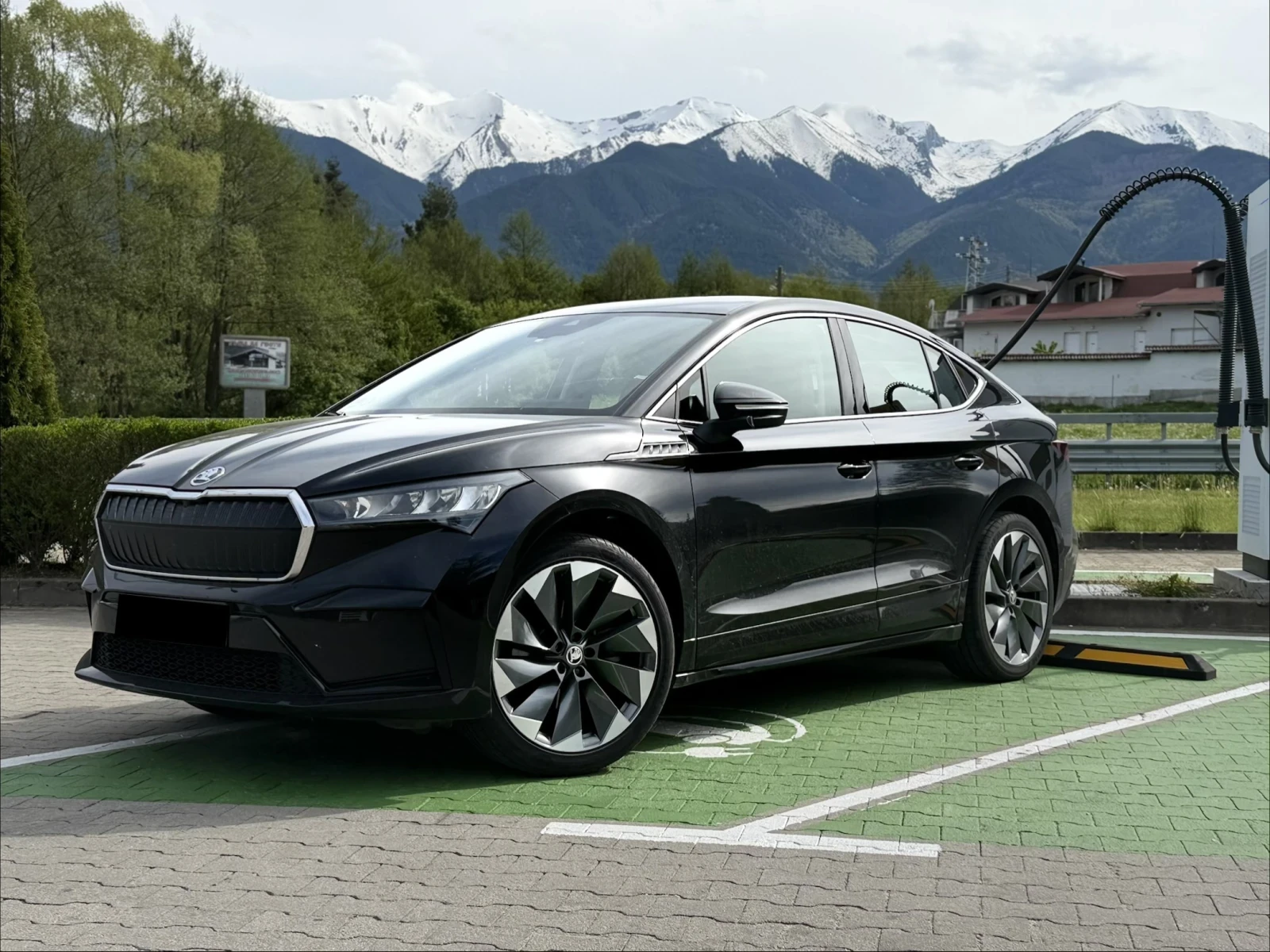 Skoda Enyaq Coupe iV 60, с ДДС