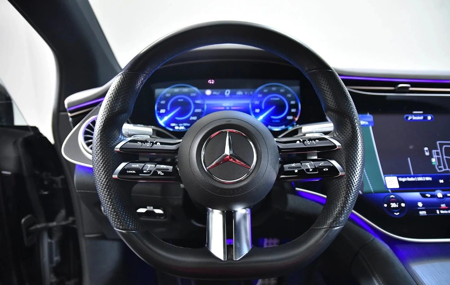 Mercedes-Benz EQS 580 4MATIC  AMG-Line, снимка 8 - Автомобили и джипове - 54327670