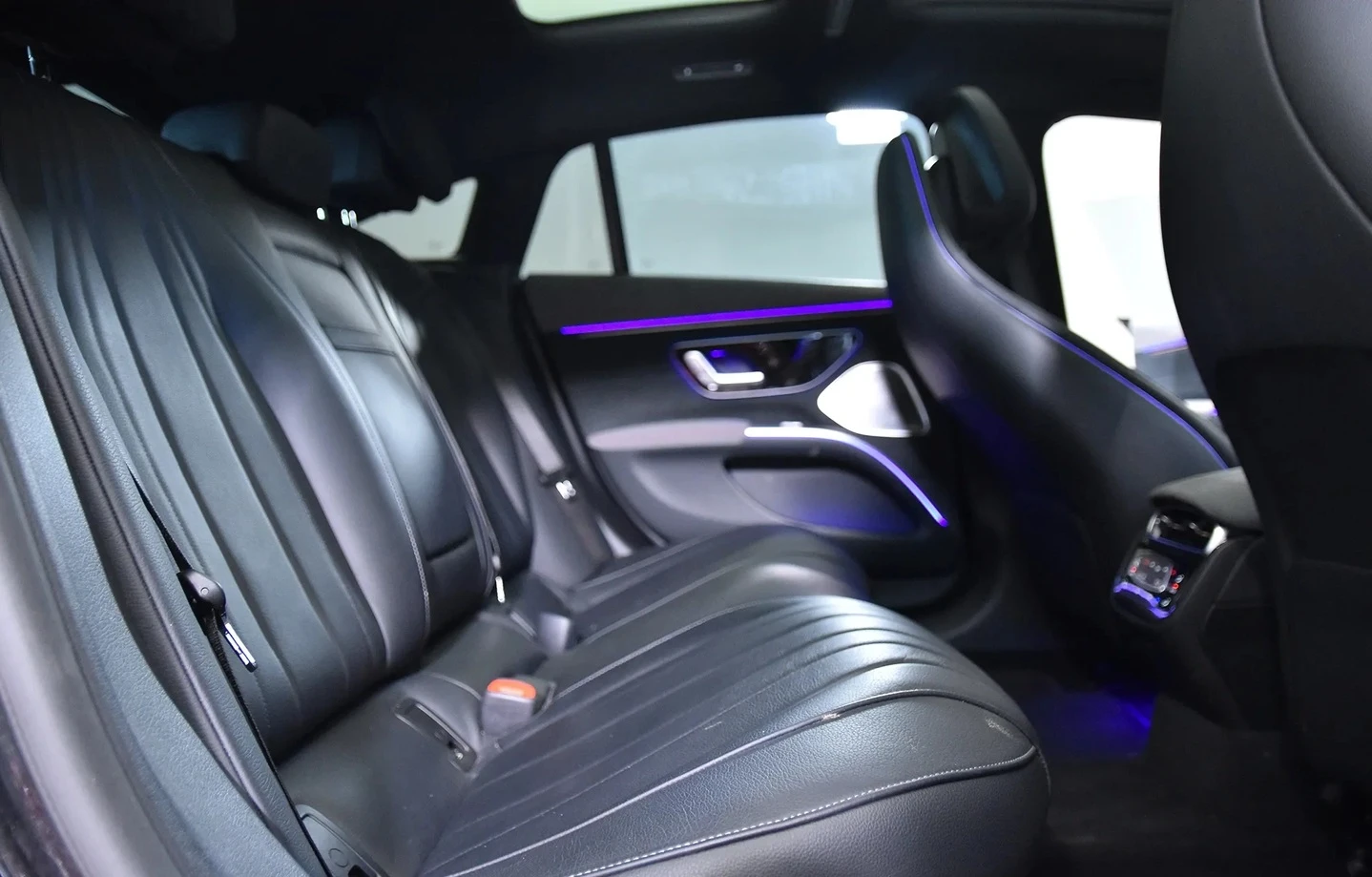 Mercedes-Benz EQS 580 4MATIC  AMG-Line, снимка 7 - Автомобили и джипове - 54327670