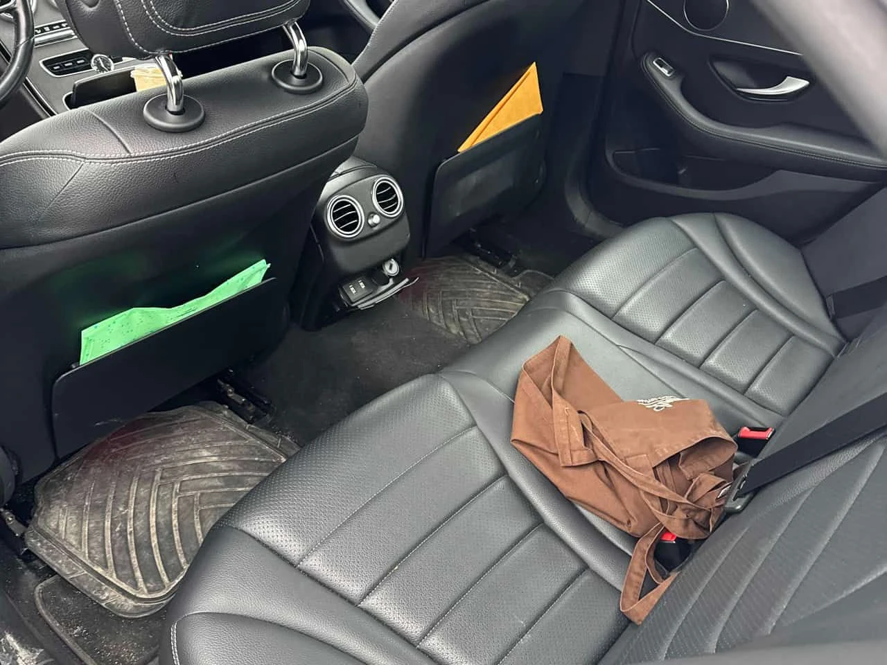 Mercedes-Benz C 300 4MATIC/ПАНОРАМА/360/ПОДГРЕВИ, снимка 10 - Автомобили и джипове - 54360975