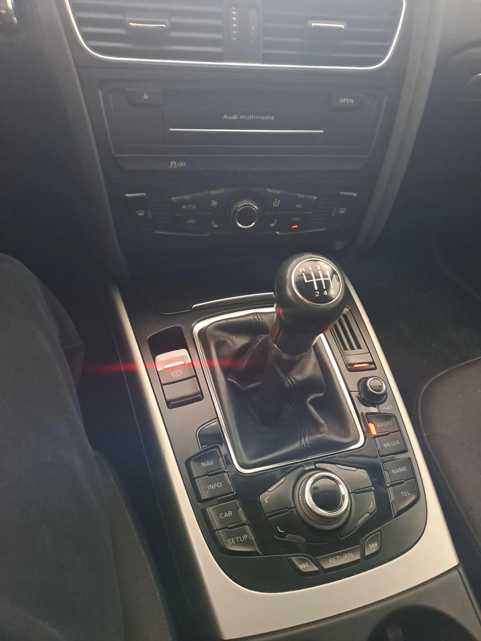 Audi A4 Б8, снимка 10 - Автомобили и джипове - 54476957