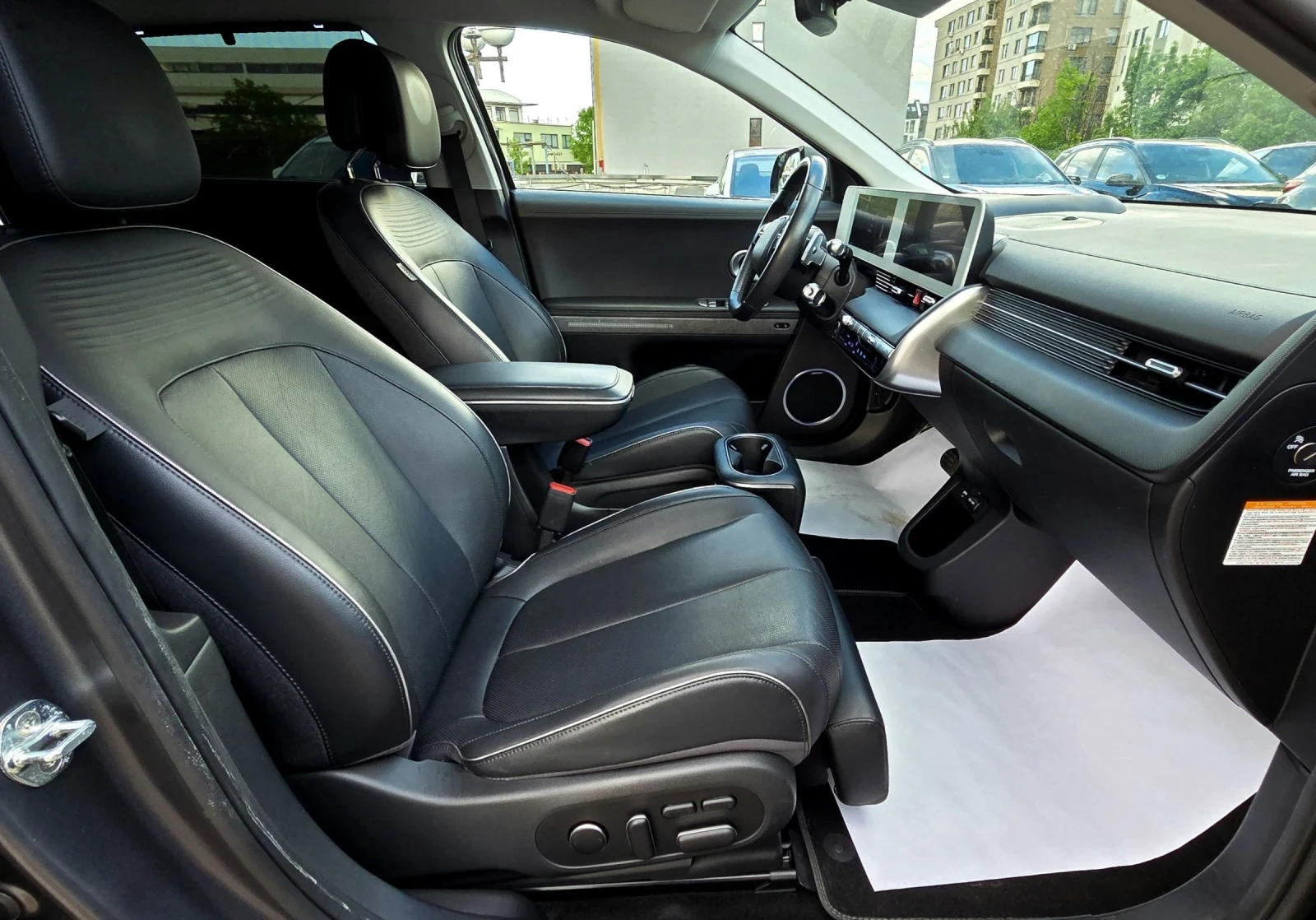 Hyundai Ioniq 5 AWD/73KWh/Uniq/Pano/Long Range, снимка 13 - Автомобили и джипове - 54530309