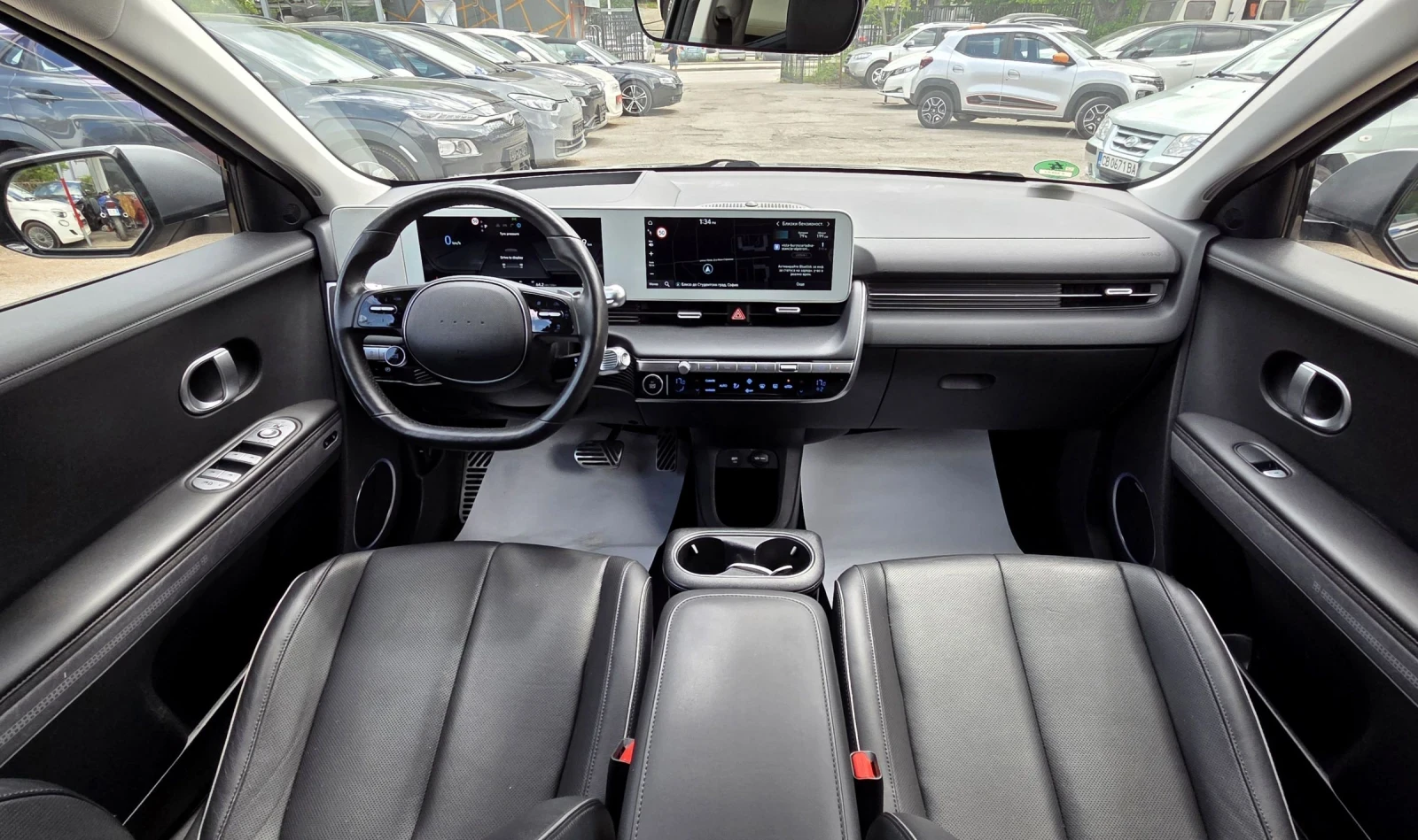 Hyundai Ioniq 5 AWD/73KWh/Uniq/Pano/Long Range, снимка 14 - Автомобили и джипове - 54530309