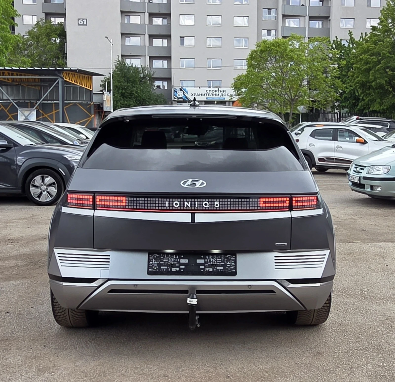 Hyundai Ioniq 5 AWD/73KWh/Uniq/Pano/Long Range, снимка 4 - Автомобили и джипове - 54530309