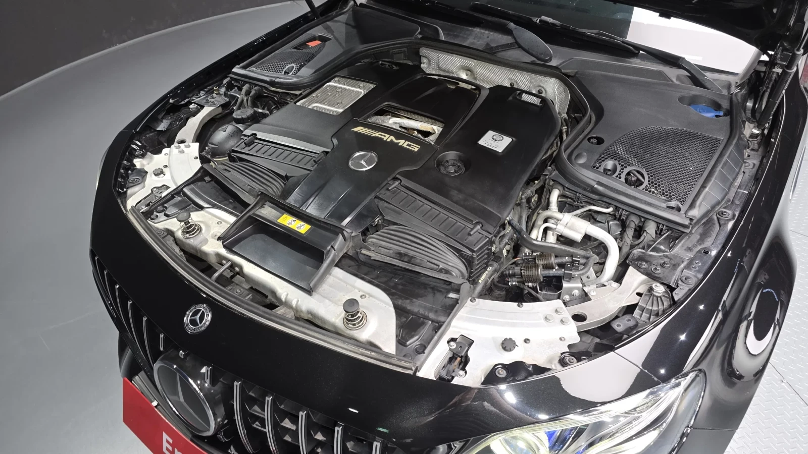 Mercedes-Benz E 63 AMG burmester* multibeam led* Parking Assist, снимка 13 - Автомобили и джипове - 54656020