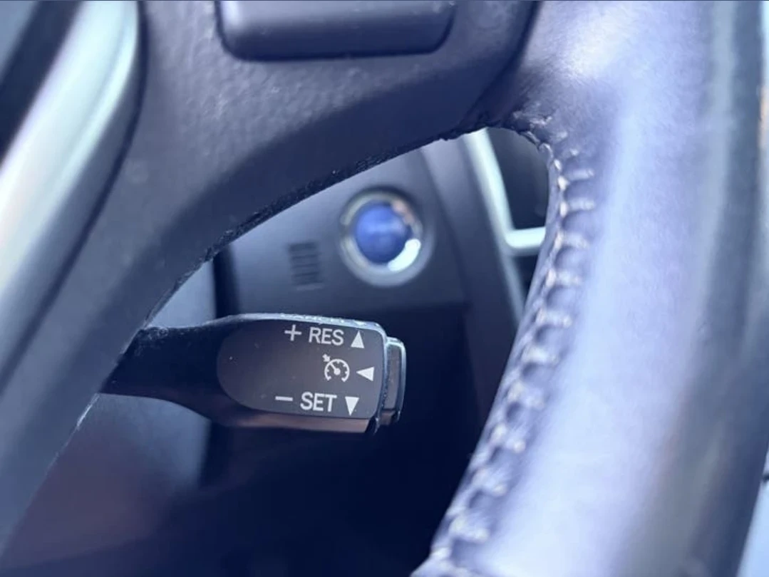 Toyota Auris 1.8 Hybrid, панорама, снимка 5 - Автомобили и джипове - 54707405