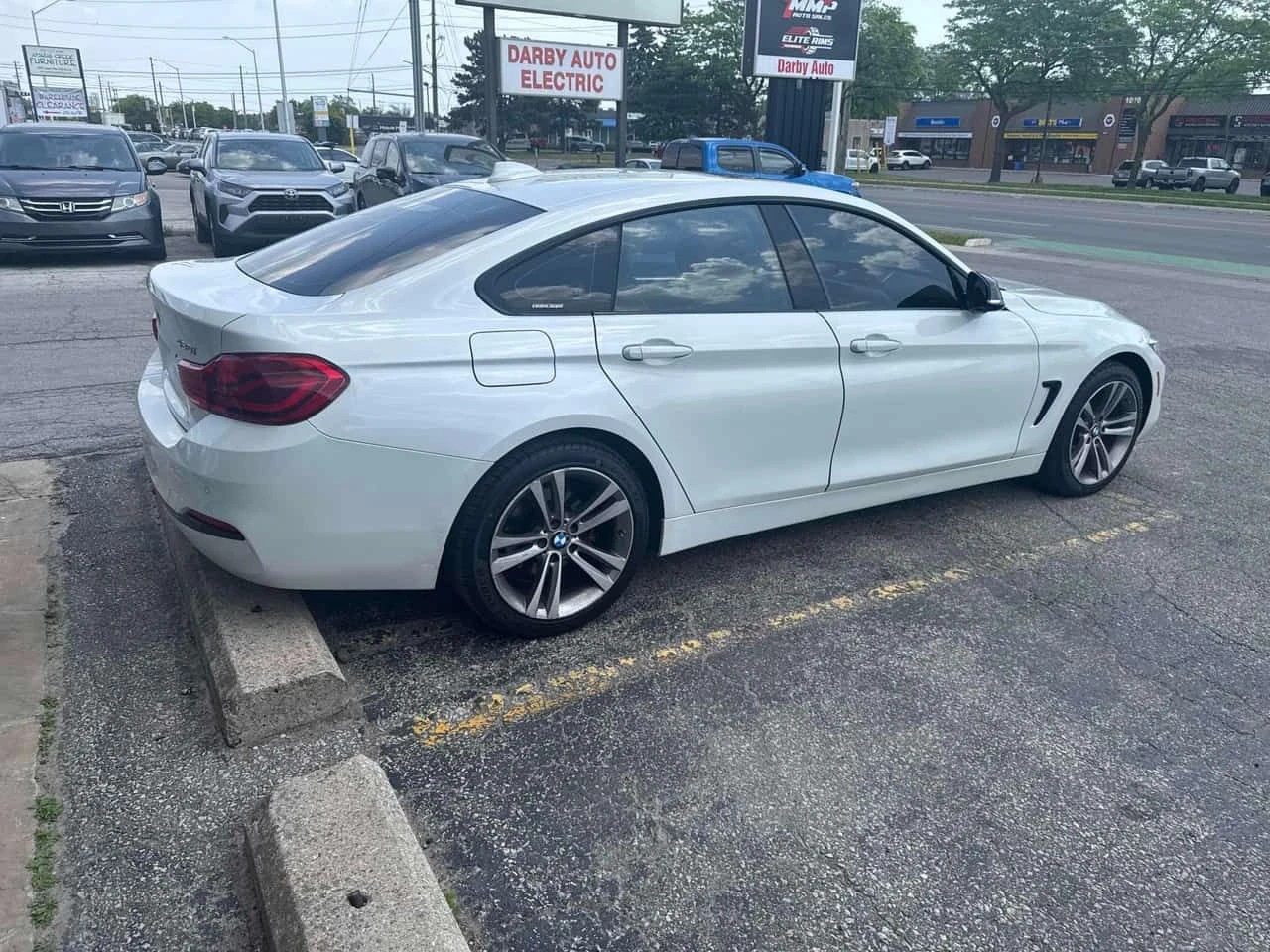 BMW 430 i xDrive/ПОДГРЕВИ/ШИБИДАХ, снимка 4 - Автомобили и джипове - 54804510