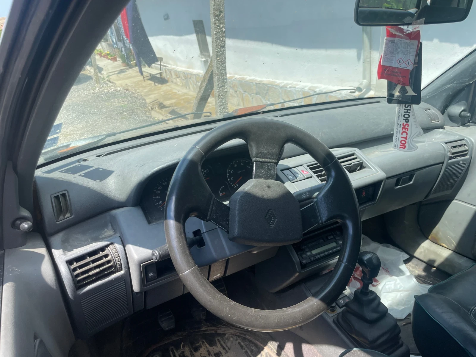 Renault Clio RN, снимка 4 - Автомобили и джипове - 54839630
