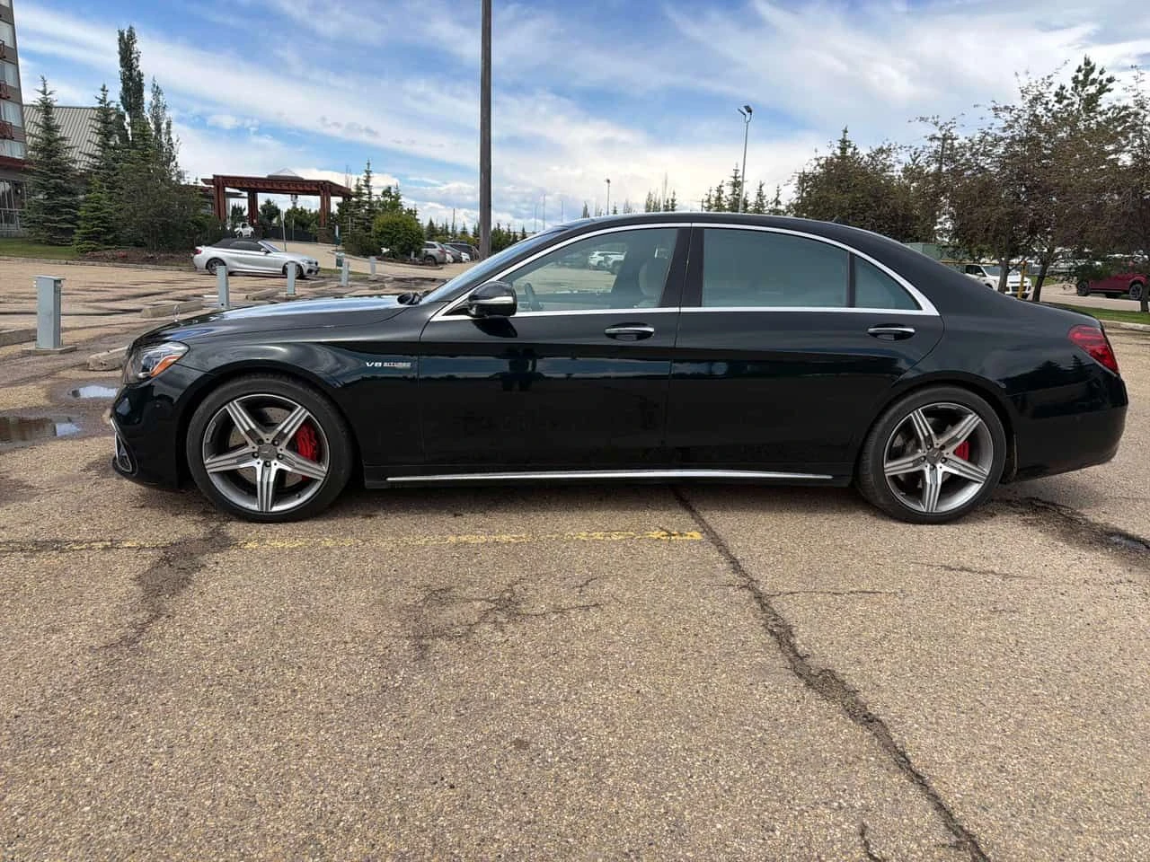 Mercedes-Benz S 63 /360/DIS/3D BURMESTER/ HUD / NIGHT VISION , снимка 2 - Автомобили и джипове - 54978485