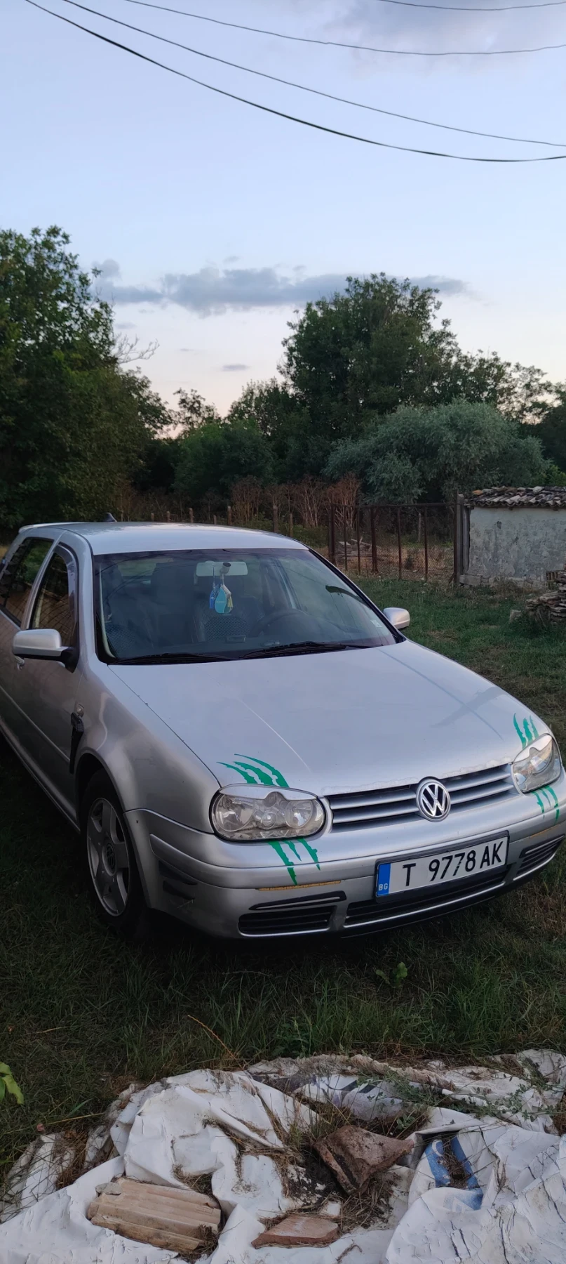 VW Golf, снимка 4 - Автомобили и джипове - 55421229