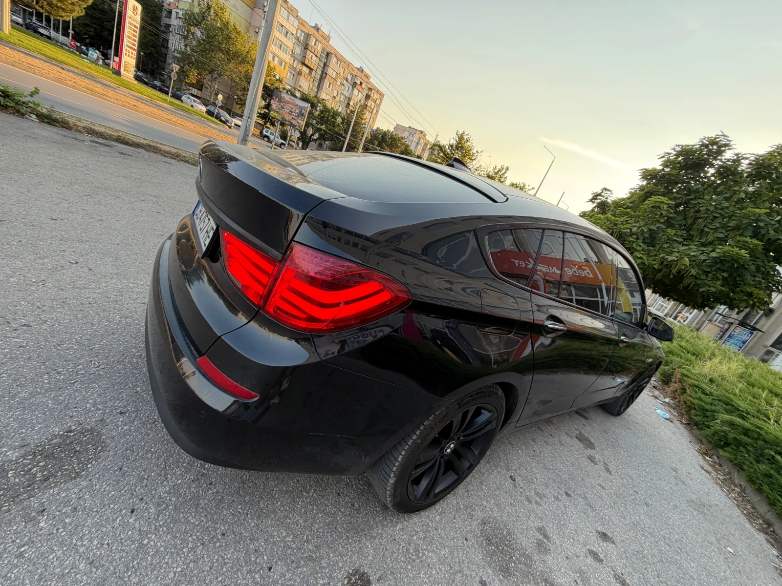 BMW 530 Gt* КОЖА* NAVI, снимка 7 - Автомобили и джипове - 55710670