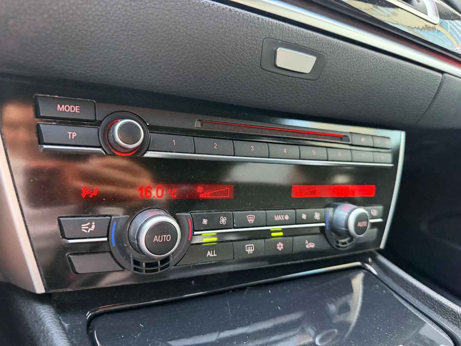BMW 530 Gt* КОЖА* NAVI, снимка 11 - Автомобили и джипове - 55710670
