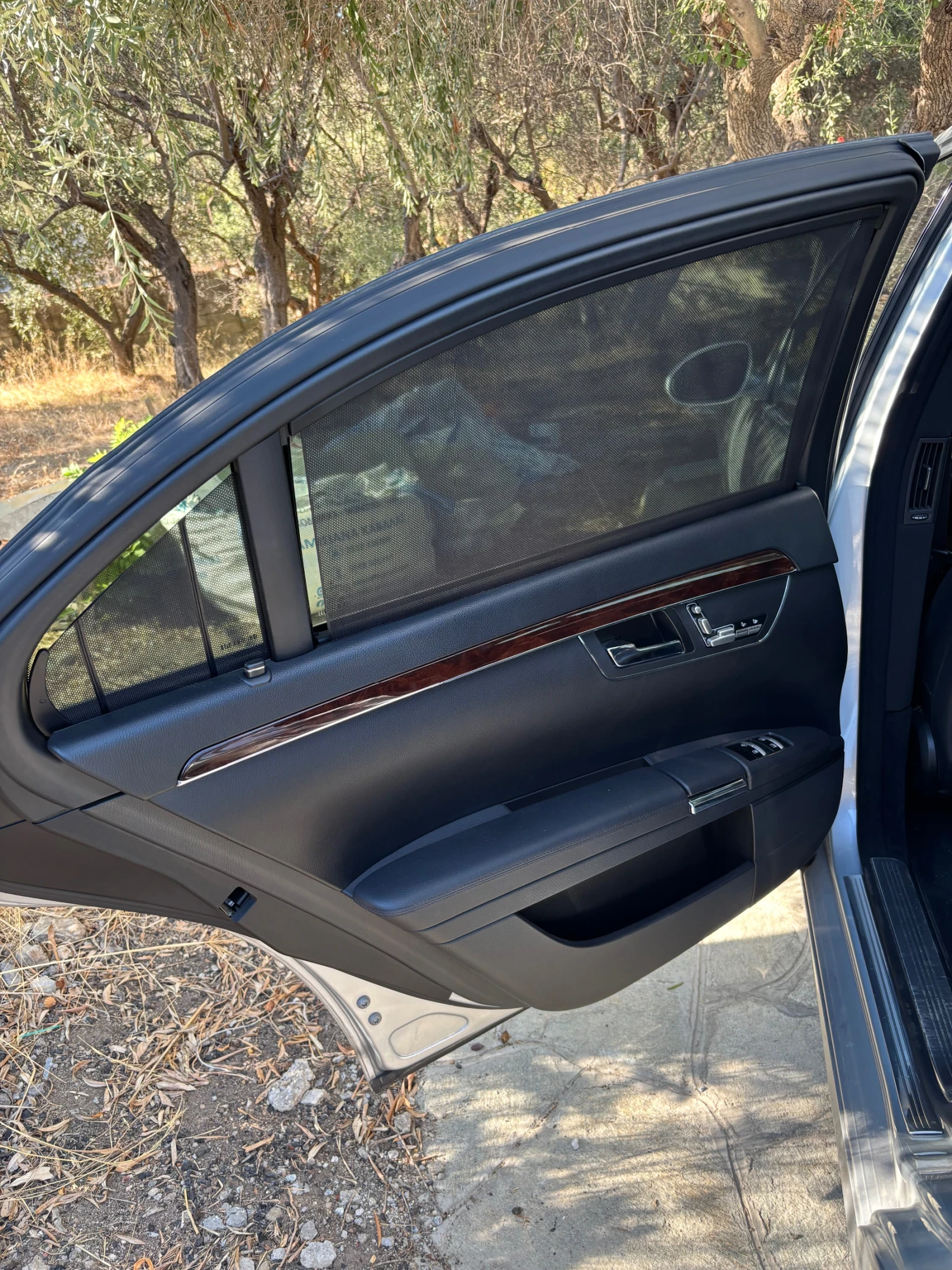 Mercedes-Benz S 500 Лимозина, снимка 4 - Автомобили и джипове - 56258949