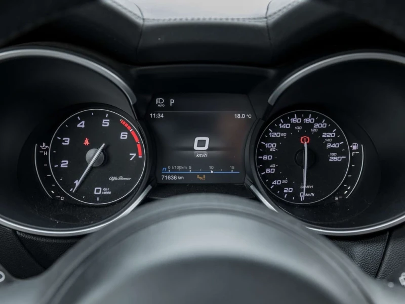 Alfa Romeo Stelvio * TI * CARFAX * ЦЕНА ДО БГ, снимка 10 - Автомобили и джипове - 53108277