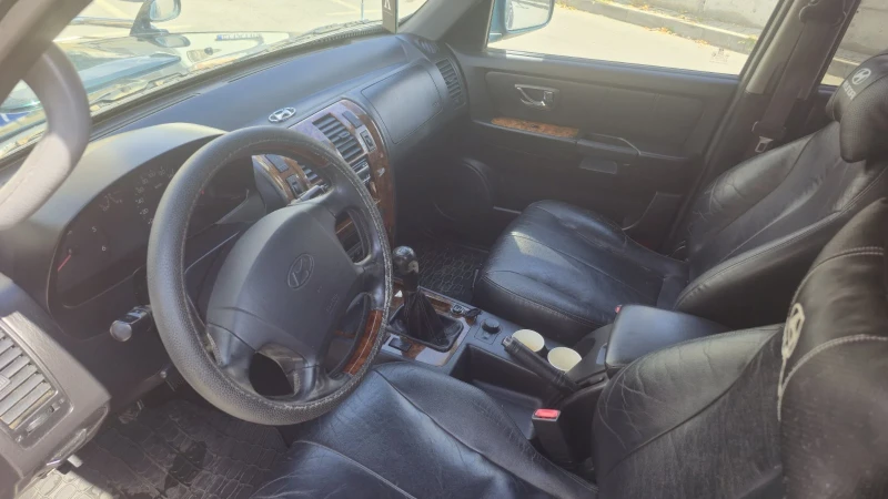 Hyundai Terracan, снимка 7 - Автомобили и джипове - 53214143