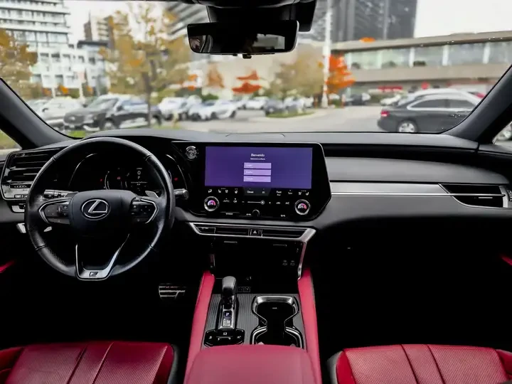 Lexus RX 500h F SPORT/LANE ASSIST/KEYLESS/ПОДГРЕВ/ОБДУХВАНЕ - изображение 7