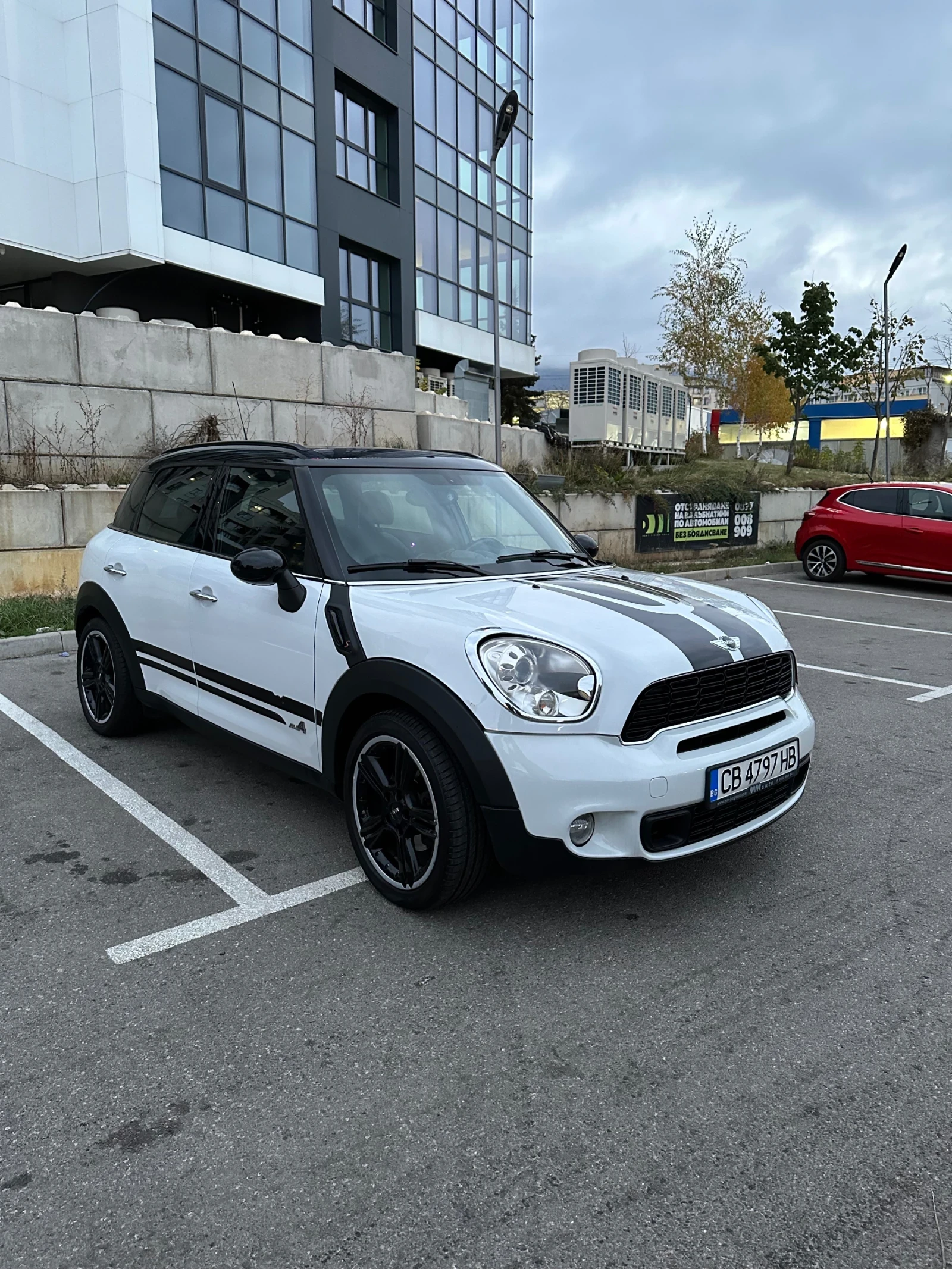 Mini Countryman 2.0 SD ALL4 - изображение 7