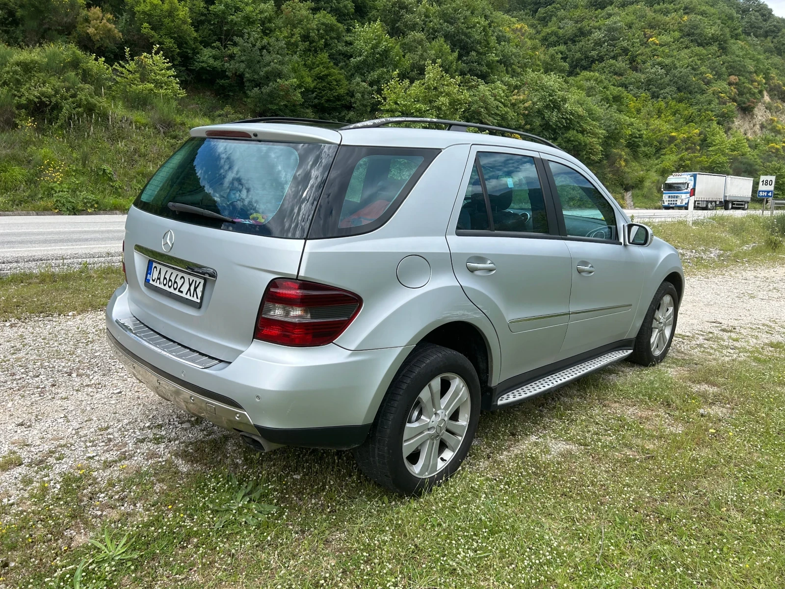 Mercedes-Benz ML 320  - изображение 3