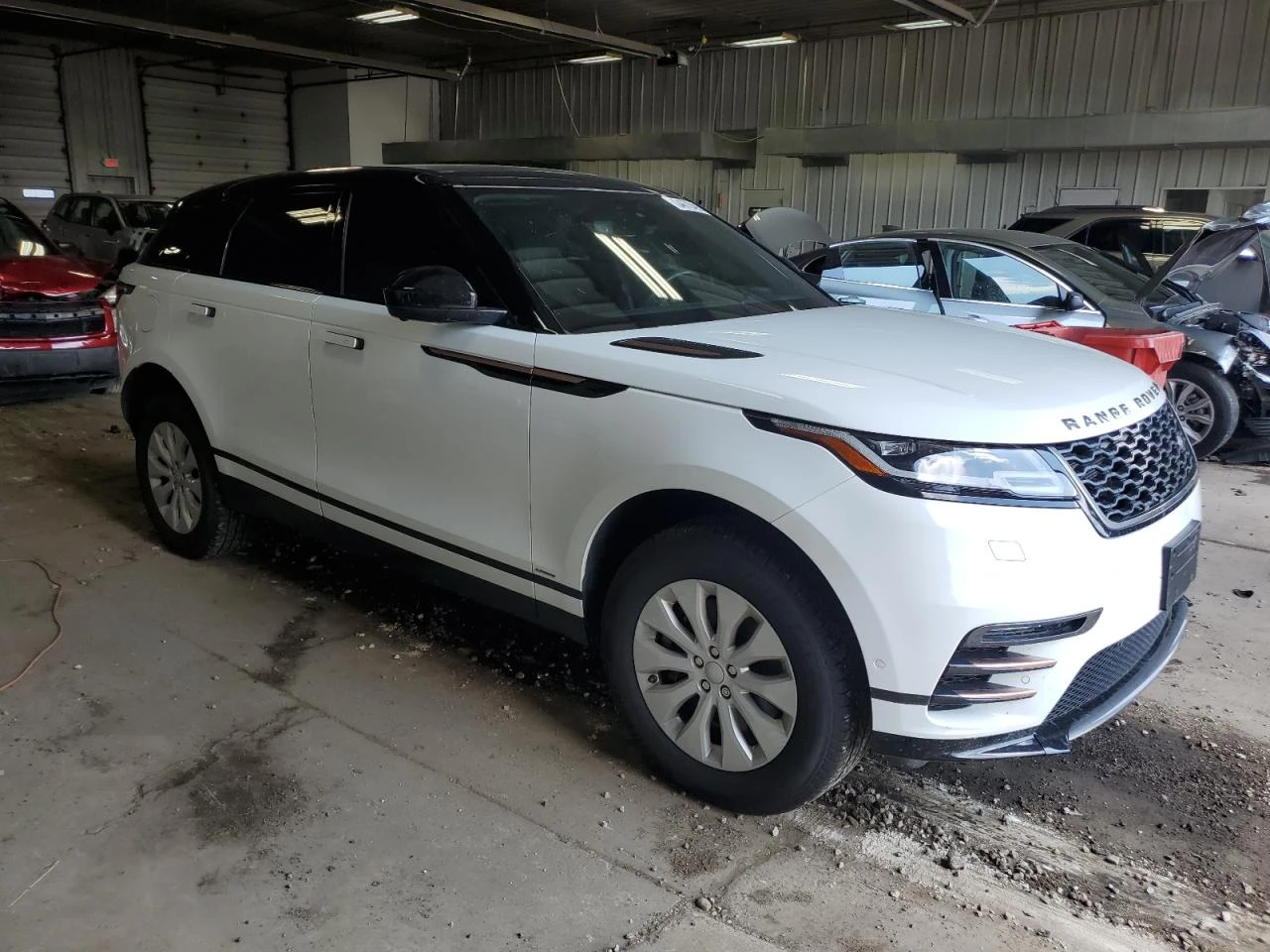 Land Rover Range Rover Velar R-DYNAMIC HSE - изображение 4