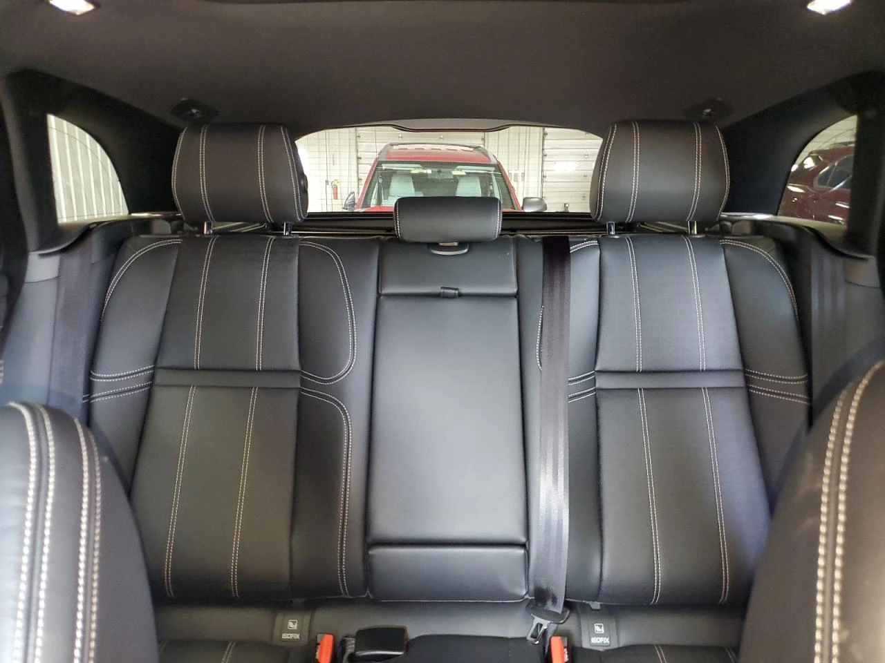 Land Rover Range Rover Velar R-DYNAMIC HSE - изображение 10