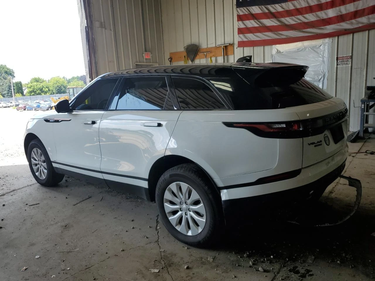Land Rover Range Rover Velar R-DYNAMIC HSE - изображение 2