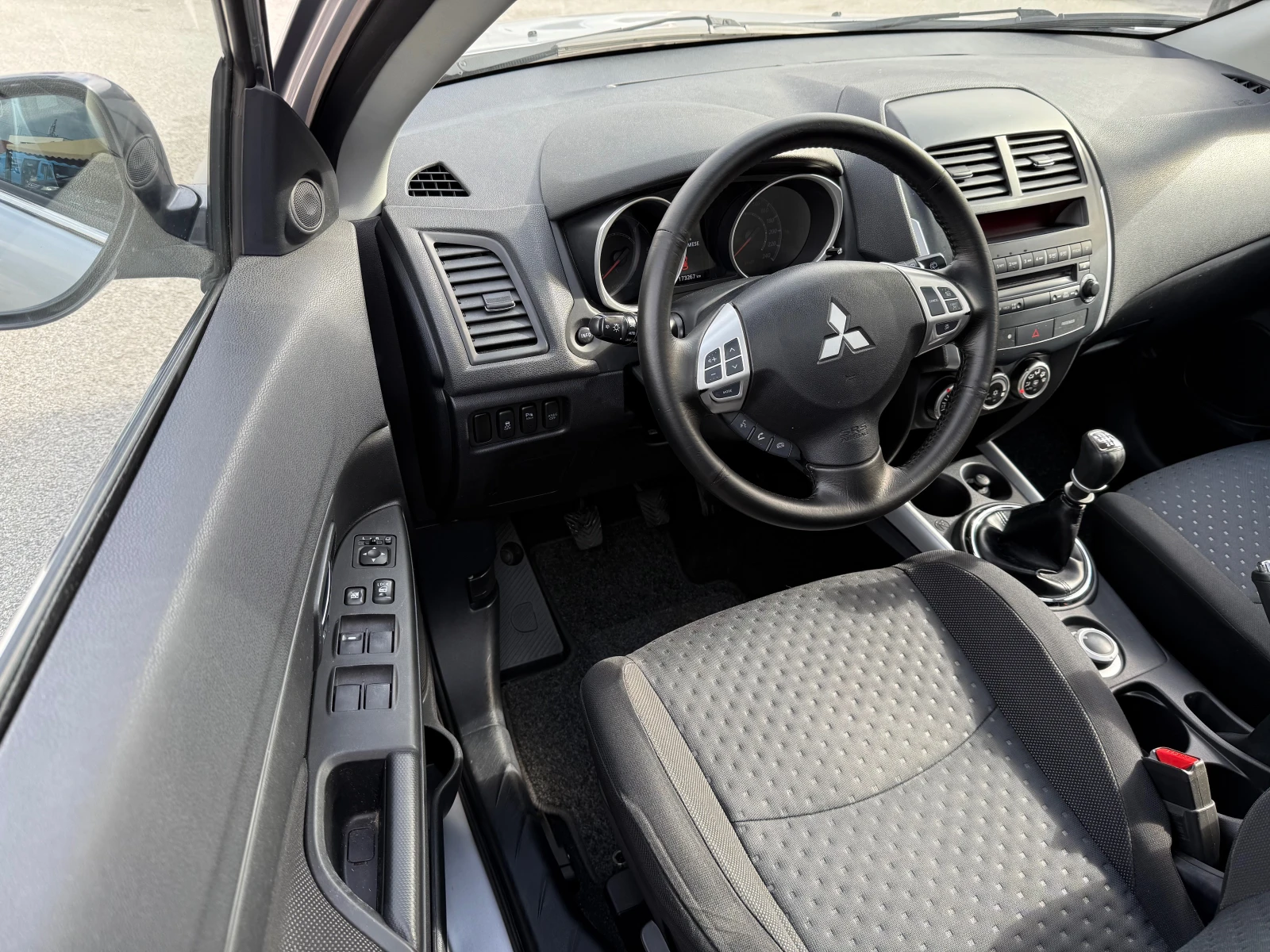 Mitsubishi ASX 1.8DI-D 4x4 !! ТОП СЪСТОЯНИЕ !! 100% РЕАЛНИ КМ !!! - изображение 10