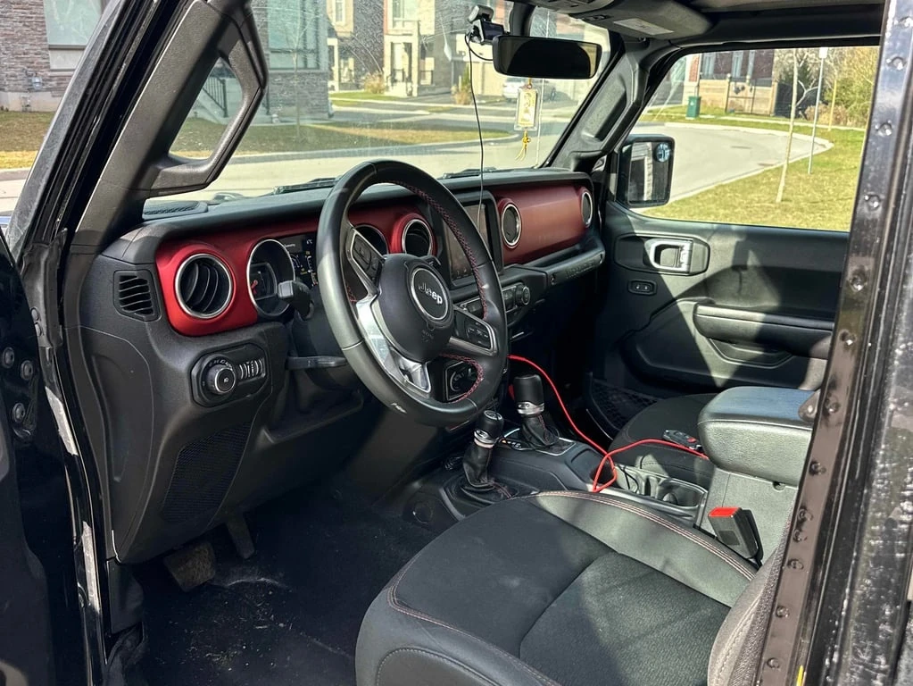 Jeep Wrangler Rubicon  CARFAX | Mobile.bg   5