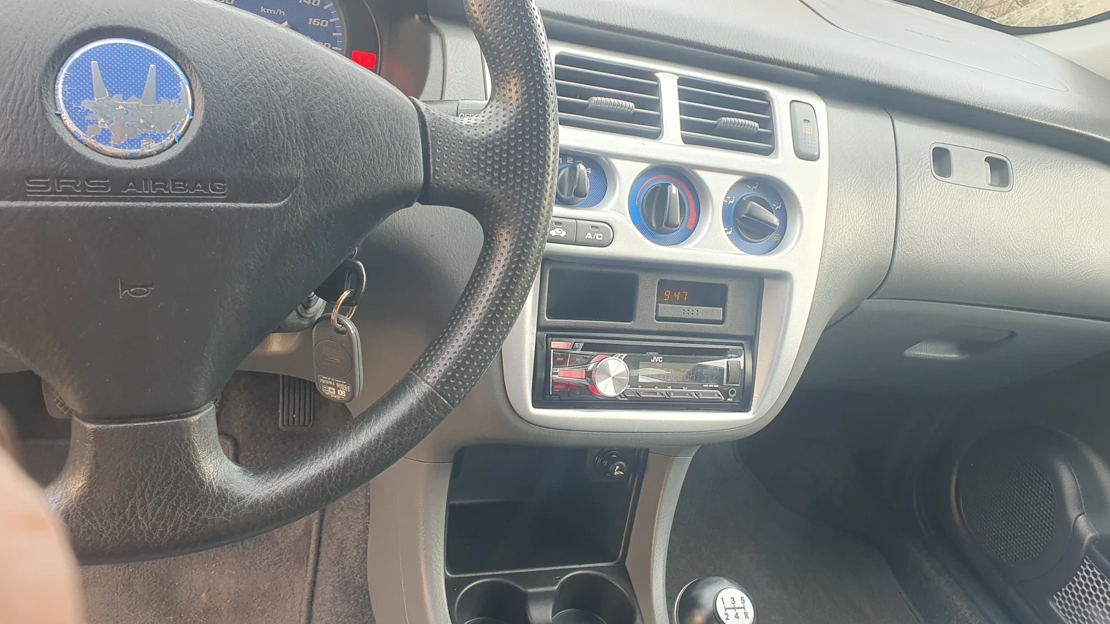 Honda Hr-v 1.6 - изображение 2