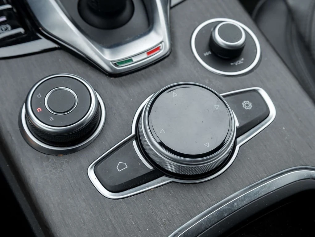 Alfa Romeo Stelvio * TI * CARFAX * ���� �� �� | Mobile.bg � ����������� 16