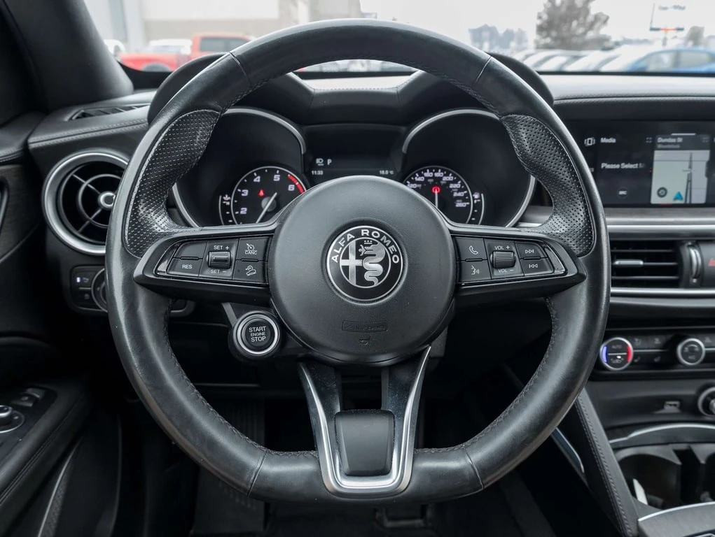 Alfa Romeo Stelvio * TI * CARFAX * ЦЕНА ДО БГ - изображение 9