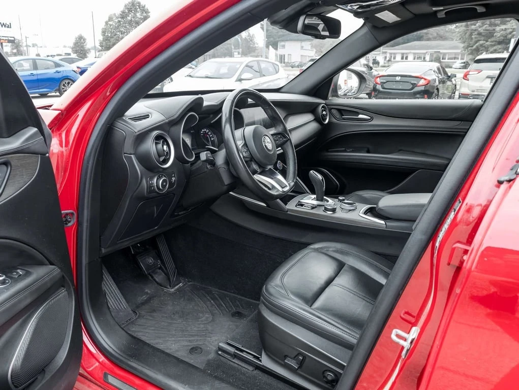 Alfa Romeo Stelvio * TI * CARFAX * ЦЕНА ДО БГ - изображение 8