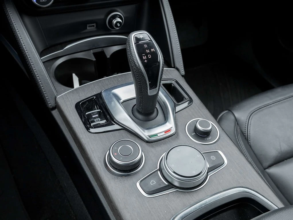 Alfa Romeo Stelvio * TI * CARFAX * ���� �� �� | Mobile.bg � ����������� 15