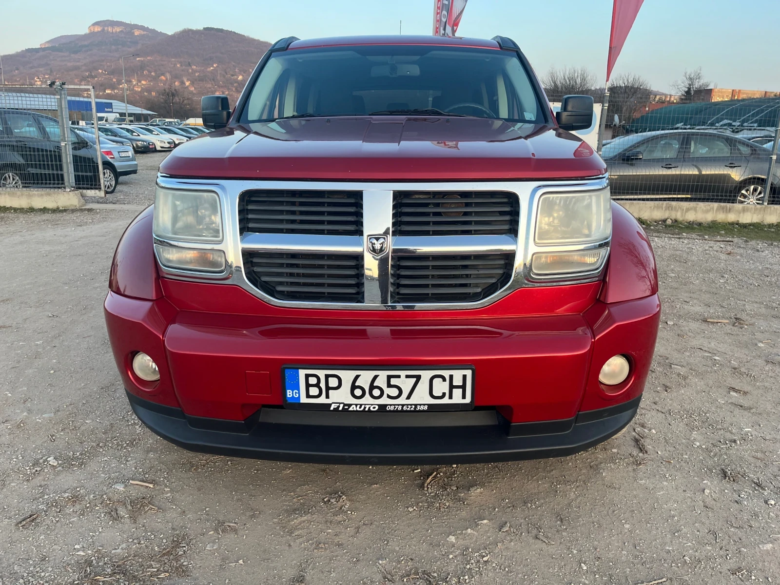 Dodge Nitro 2.8TDI-4x4-AVTOMAT, снимка 2 - Автомобили и джипове - 53854080