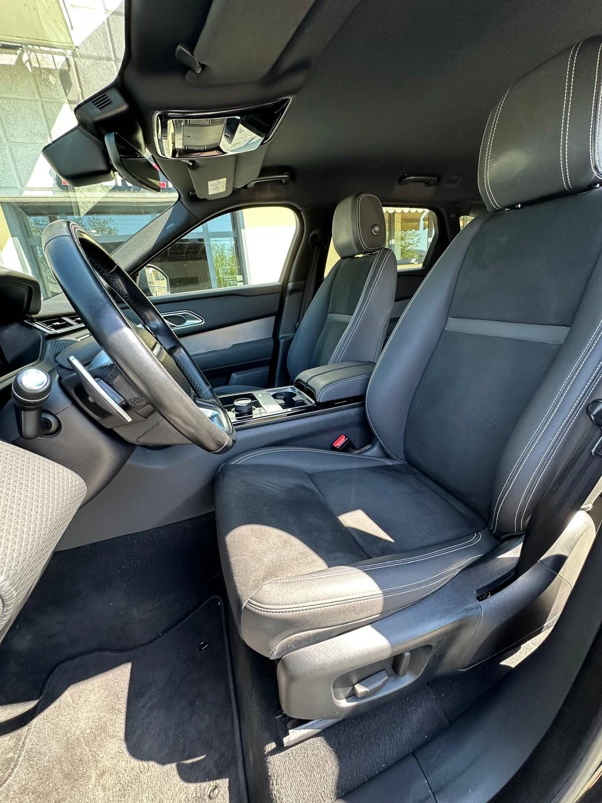 Land Rover Range Rover Velar 3.0 V6 SD6 First Edition, снимка 8 - Автомобили и джипове - 54147193