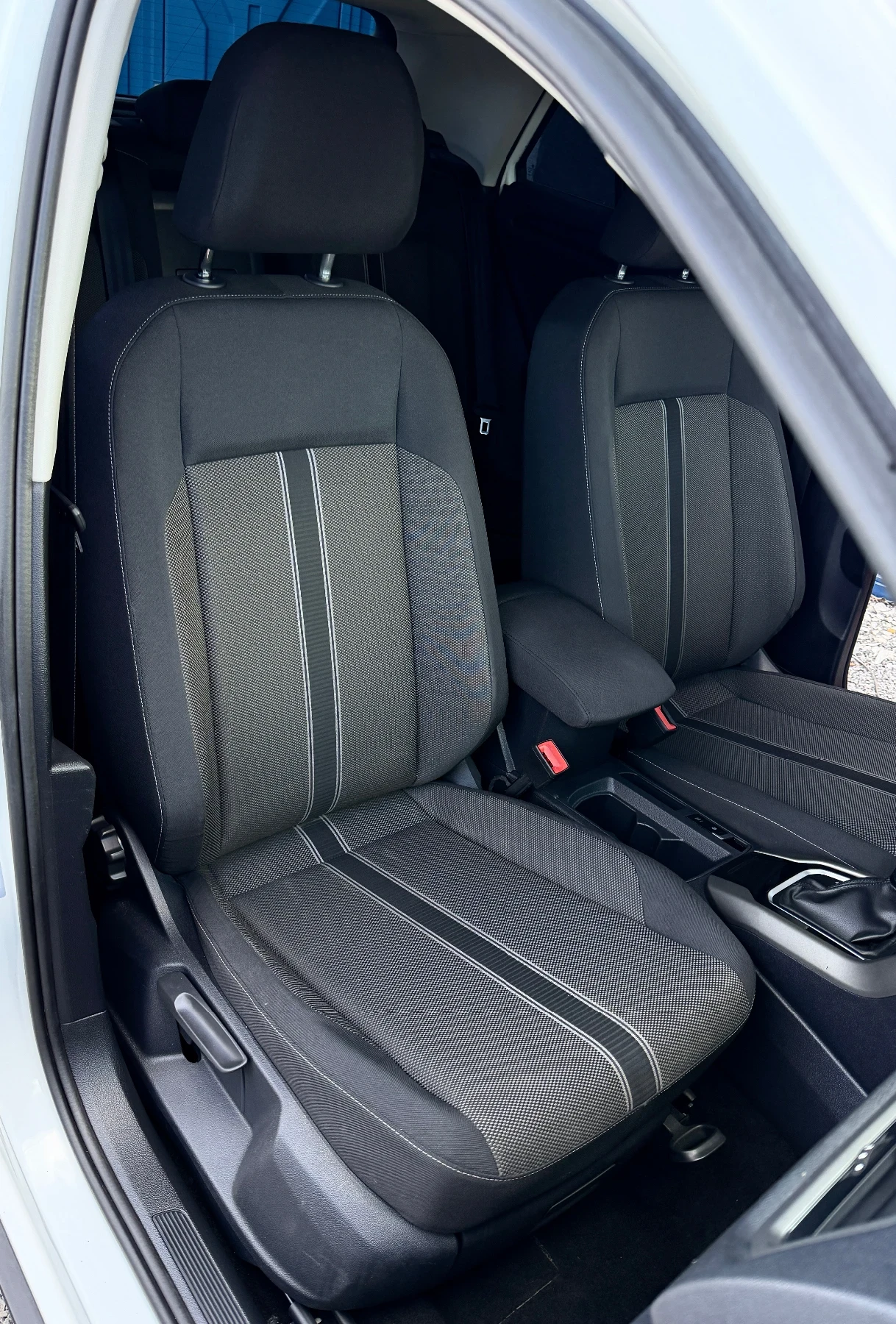 VW T-Roc 69 900км / автоматик / CarPlay , снимка 10 - Автомобили и джипове - 54724937