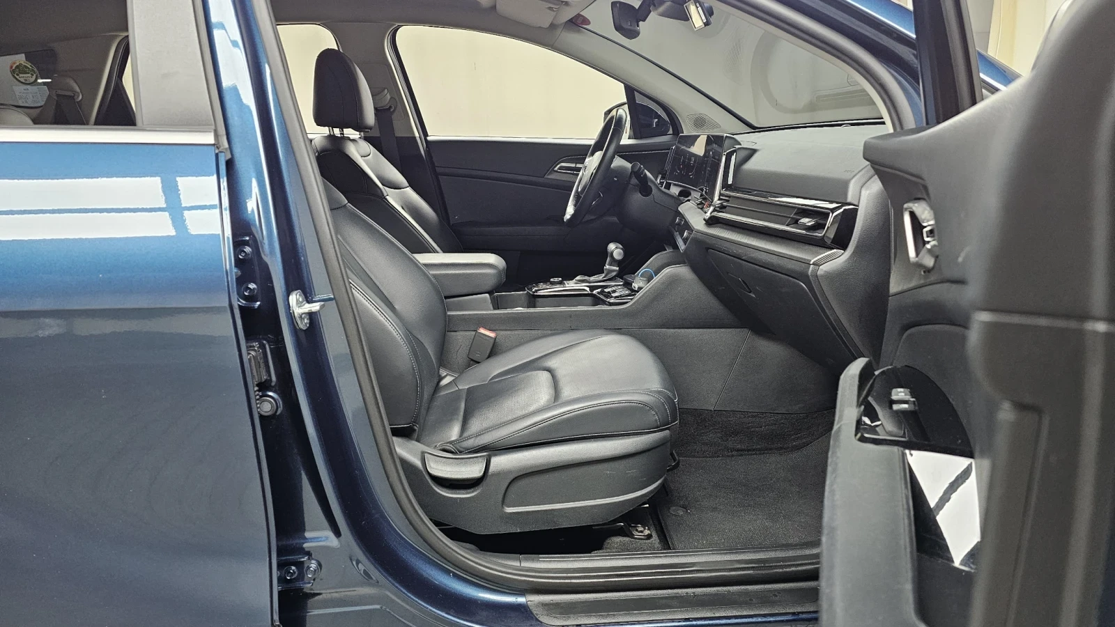 Kia Sportage * 2.0 Long* АВТОКРЕДИТ БЕЗ ПЪРВОНАЧАЛНА ВНОСКА* , снимка 10 - Автомобили и джипове - 55021125