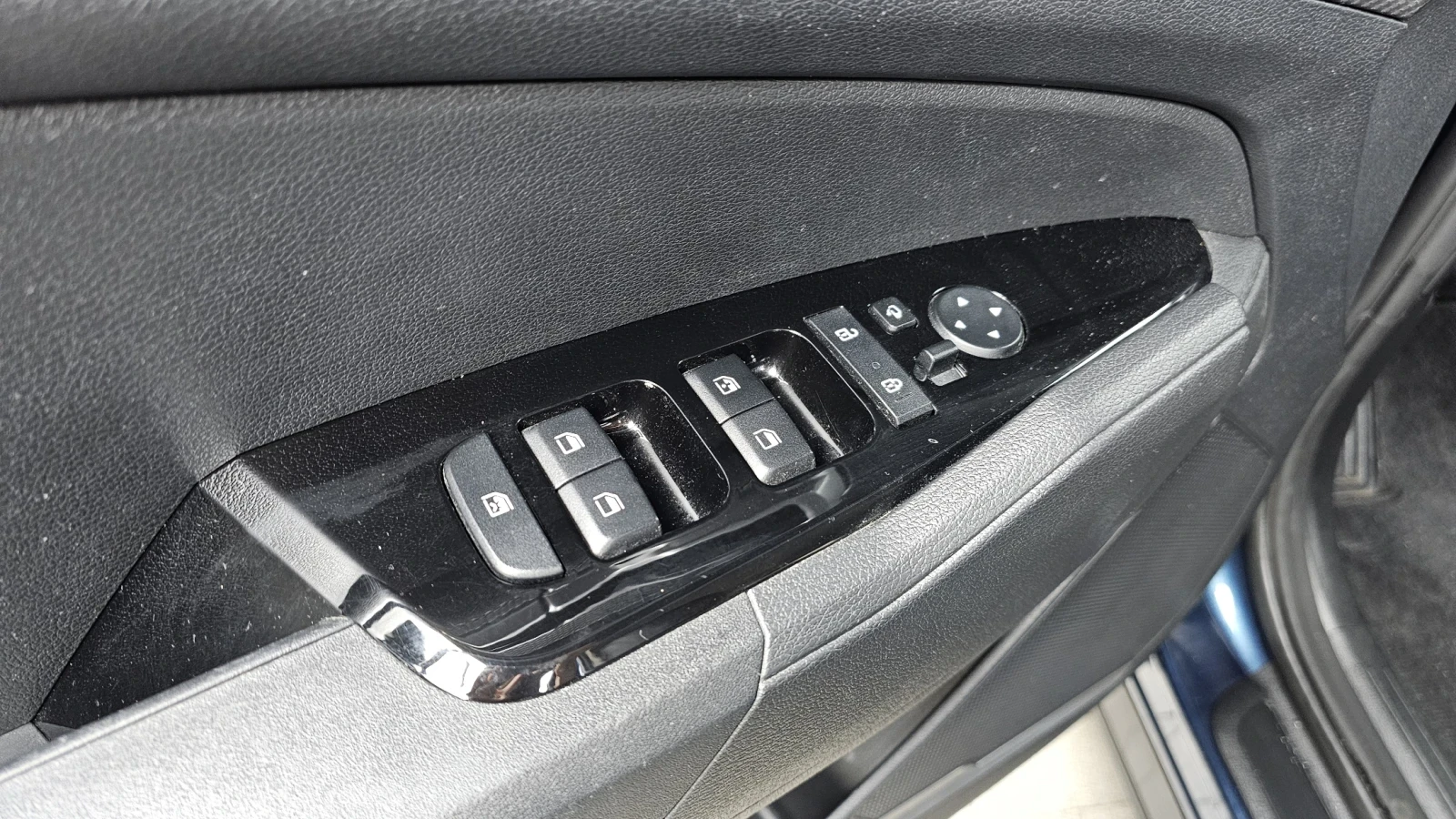 Kia Sportage * 2.0 Long* АВТОКРЕДИТ БЕЗ ПЪРВОНАЧАЛНА ВНОСКА* , снимка 8 - Автомобили и джипове - 55021125