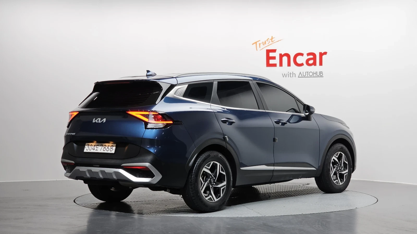 Kia Sportage * 2.0 Long* АВТОКРЕДИТ БЕЗ ПЪРВОНАЧАЛНА ВНОСКА* , снимка 4 - Автомобили и джипове - 55021125