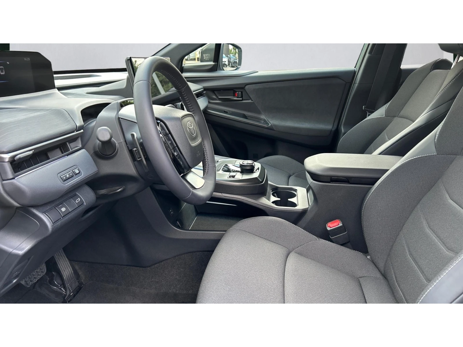 Toyota C-HR Месечна вноска от 460  , снимка 12 - Автомобили и джипове - 55229750
