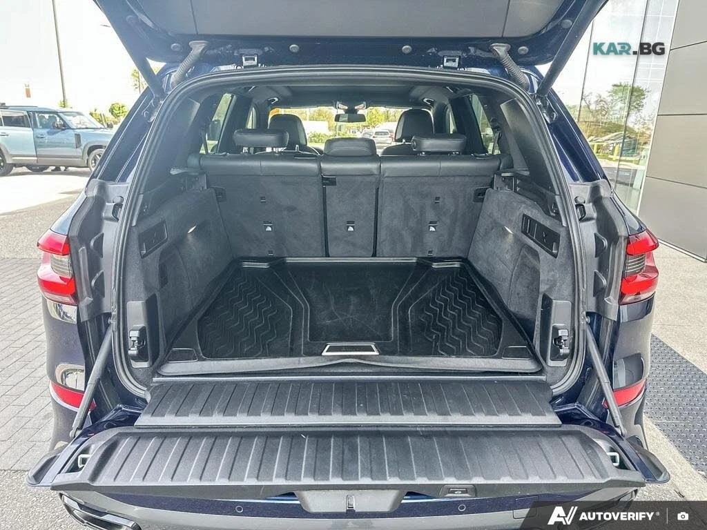 BMW X5 xDrive40i * M-Package *  AвтоКредит * (ЦЕНА ДО БГ), снимка 11 - Автомобили и джипове - 55356023