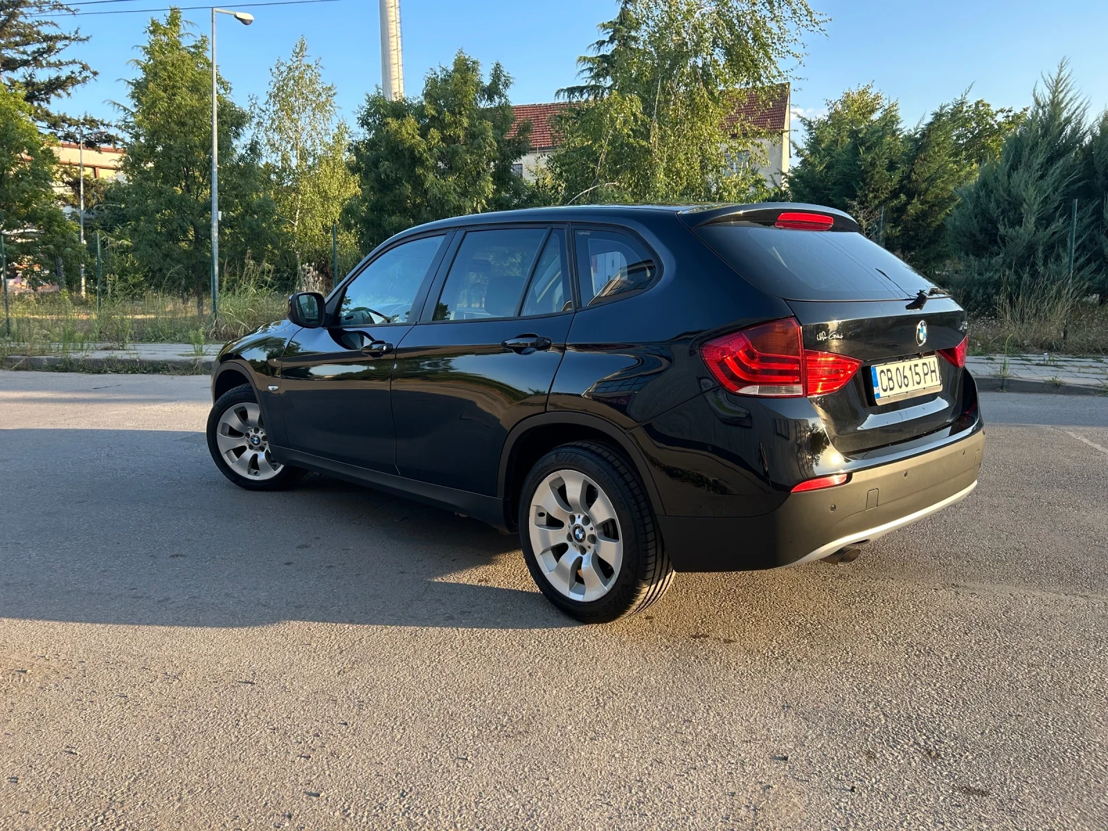 BMW X1 1.8XDrive, снимка 3 - Автомобили и джипове - 55646161