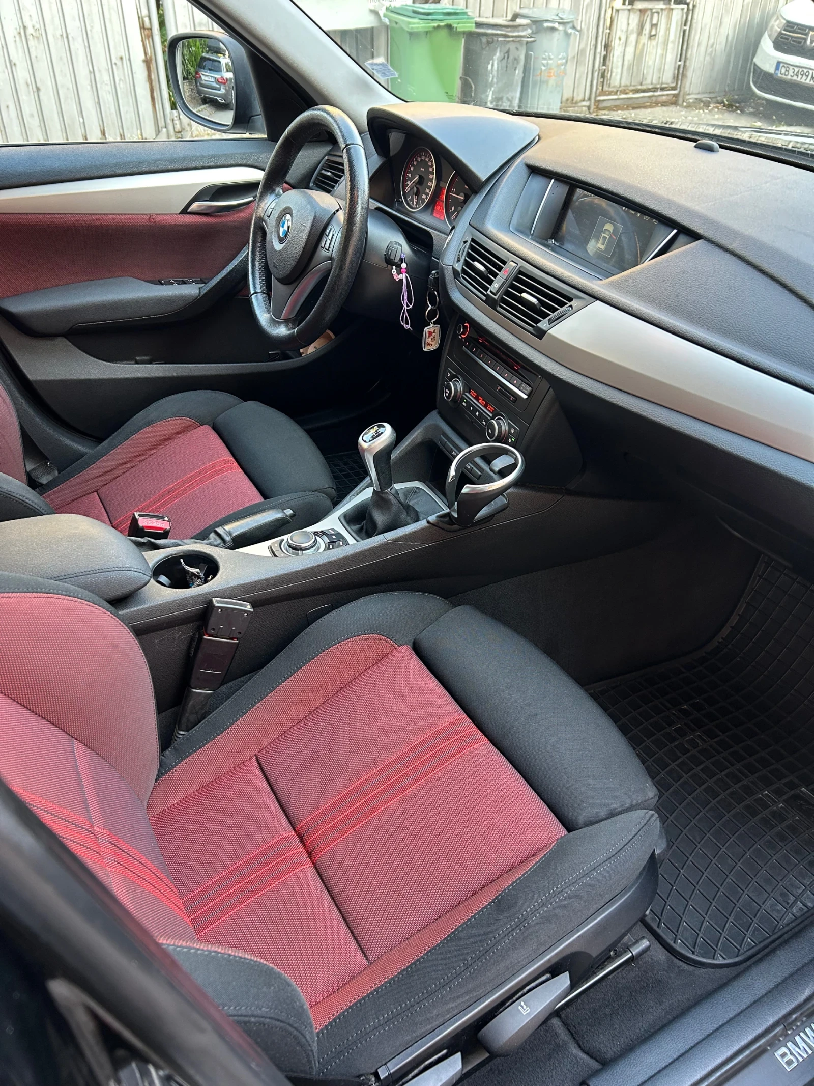 BMW X1 1.8XDrive, снимка 11 - Автомобили и джипове - 55646161