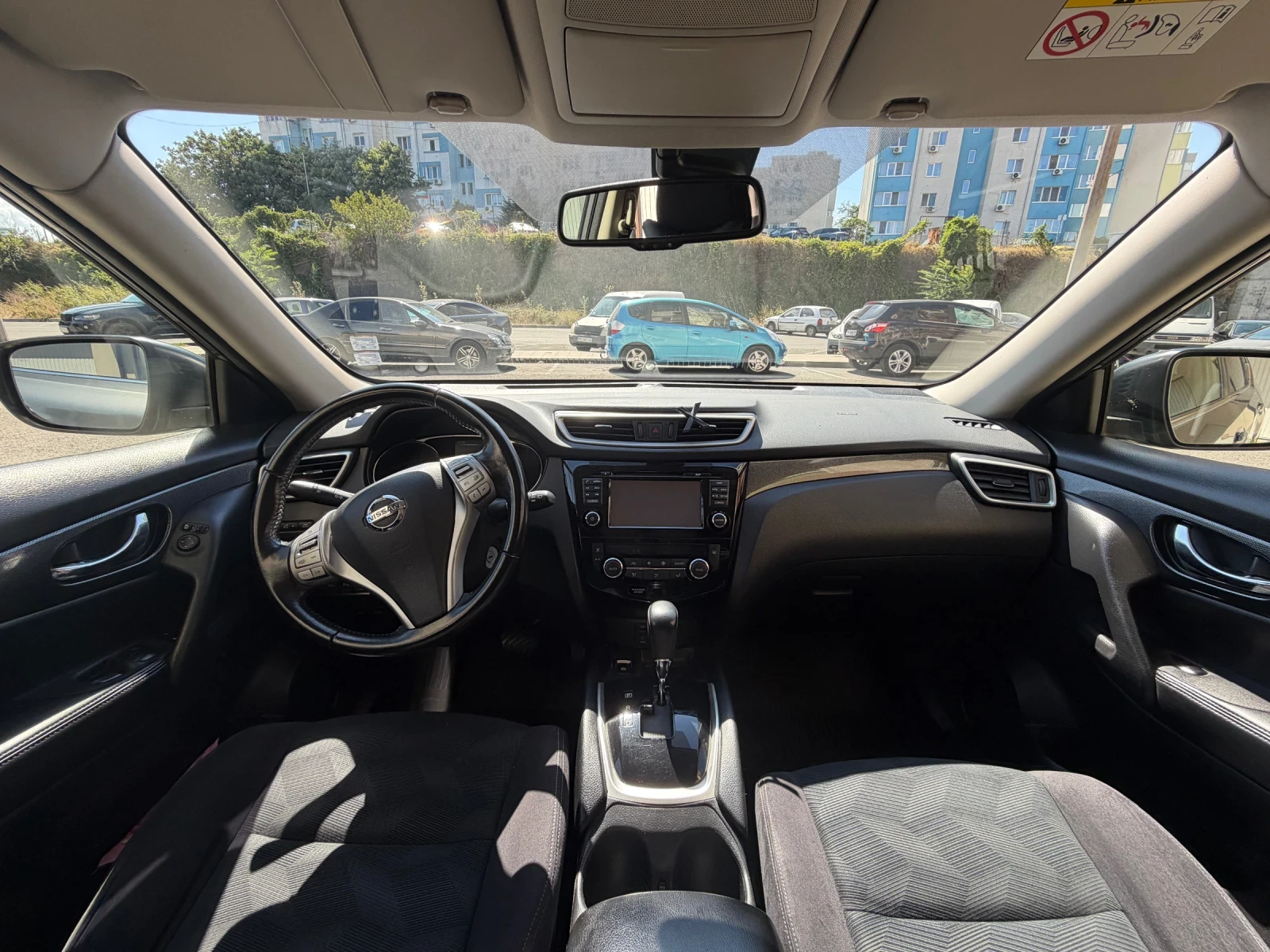 Nissan X-trail 1.6, снимка 4 - Автомобили и джипове - 55768214