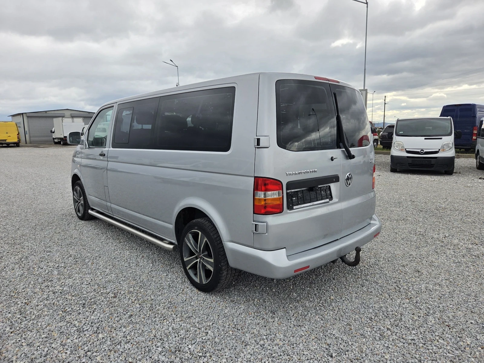 VW Transporter 8+ 1 - изображение 5
