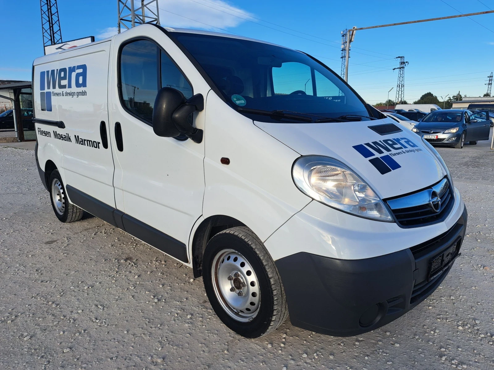 Opel Vivaro 2.0d/220хкм/КЛИМАТИК - изображение 3