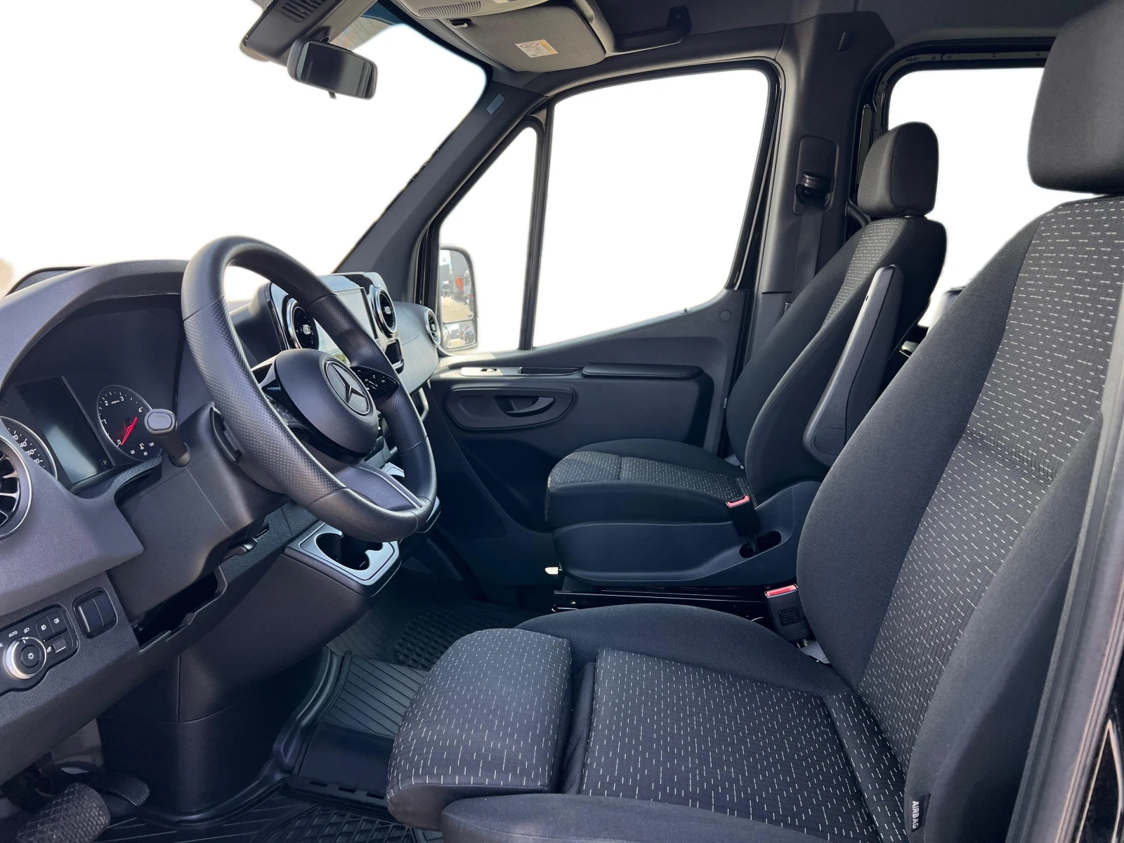 Mercedes-Benz Sprinter 217 KA Long, снимка 8 - Бусове и автобуси - 54637747