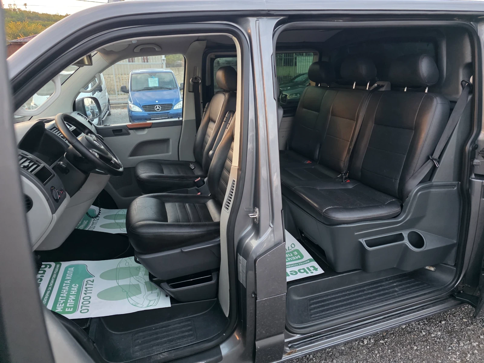 VW Transporter 2.0tdi Автоматик Дълга база, снимка 14 - Бусове и автобуси - 56215876