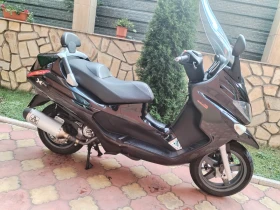 Piaggio XEvo Xevo 125. УНИКАЛЕН!!!, снимка 7